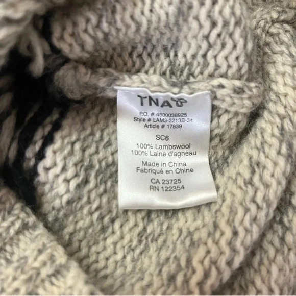 Aritzia TNA 100% Lambs Wool Sea To Sky Zip Up Knitted Cardigan Sweater - Picture 4 of 9